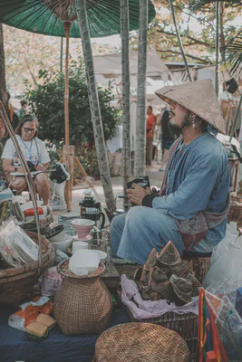 Choo Jai mindfully brewing coffee